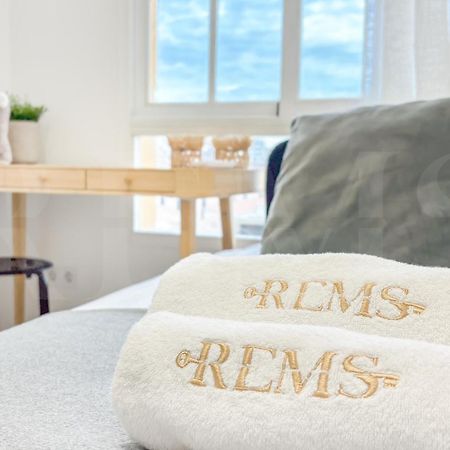 Sunlit & Fresh Apartment - Center By Rems Μάλαγα Εξωτερικό φωτογραφία
