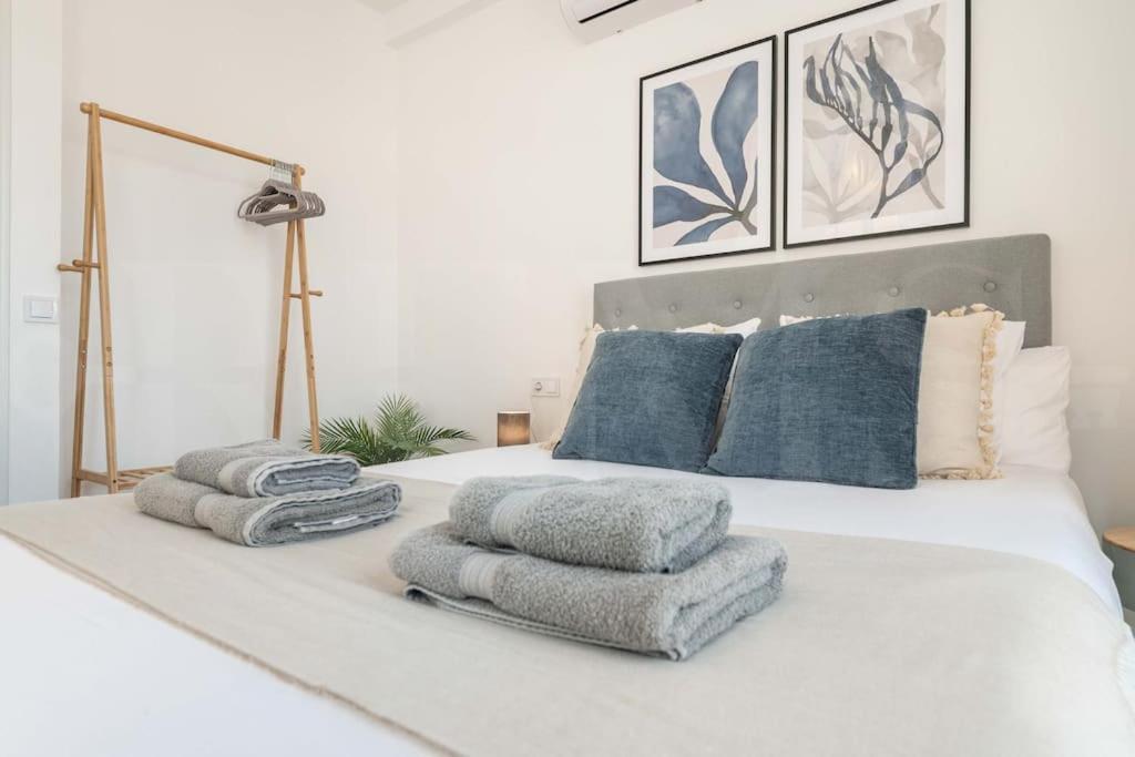 Sunlit & Fresh Apartment - Center By Rems Μάλαγα Εξωτερικό φωτογραφία