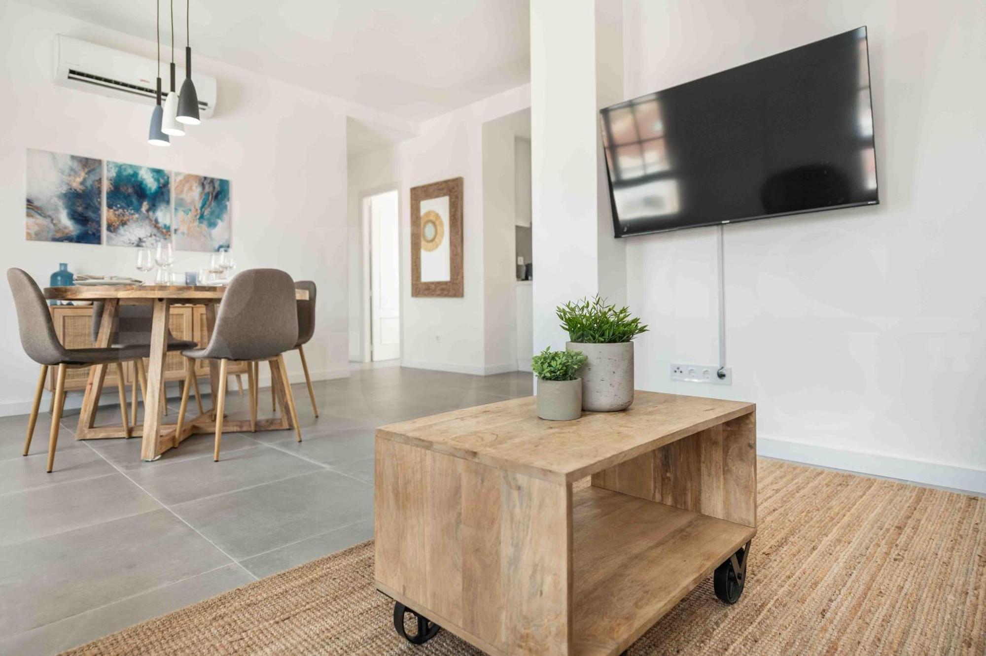 Sunlit & Fresh Apartment - Center By Rems Μάλαγα Εξωτερικό φωτογραφία