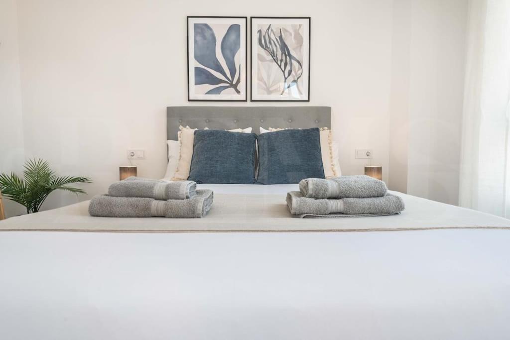 Sunlit & Fresh Apartment - Center By Rems Μάλαγα Εξωτερικό φωτογραφία