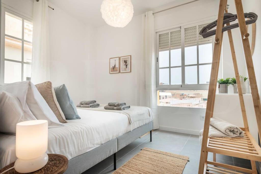 Sunlit & Fresh Apartment - Center By Rems Μάλαγα Εξωτερικό φωτογραφία